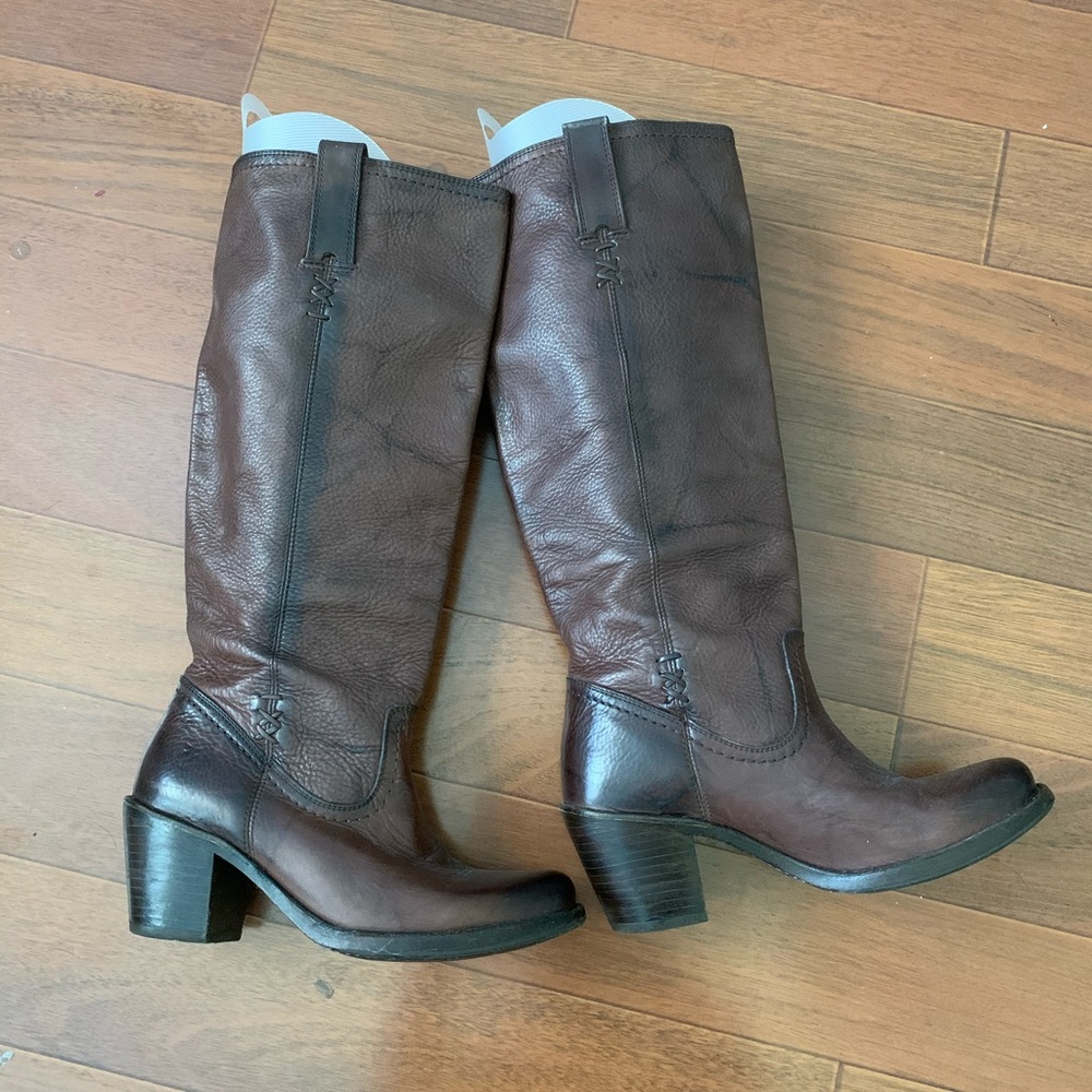 FRYE Brown Vintage Leather Boots